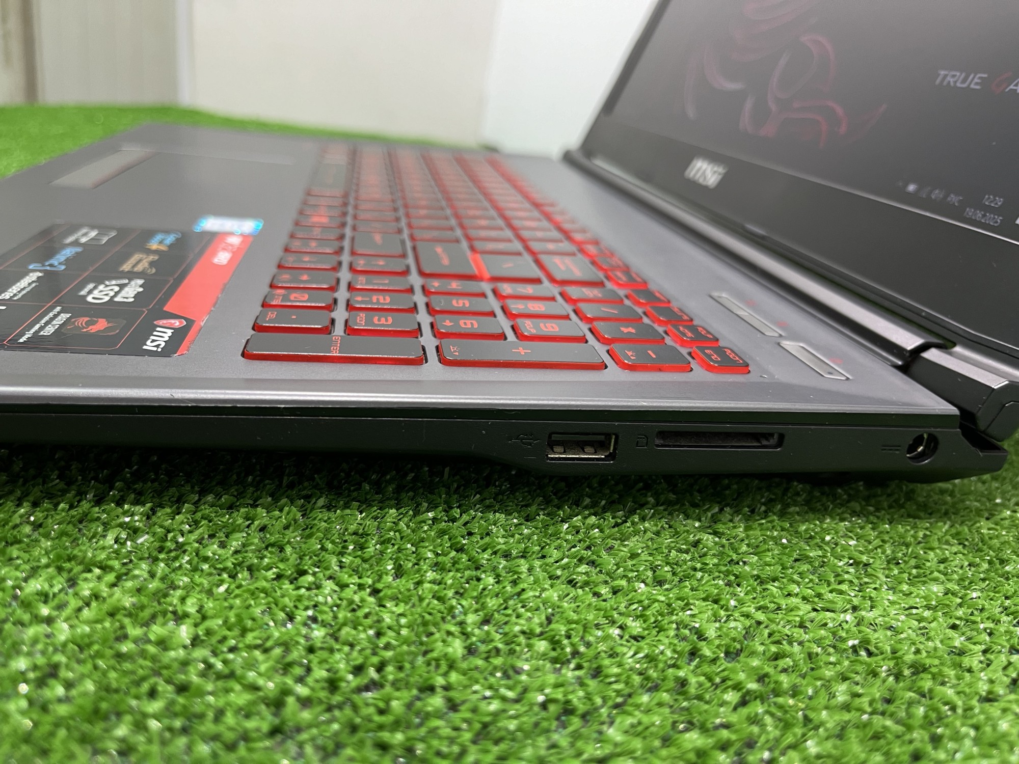NOT-MSI-187 (7)